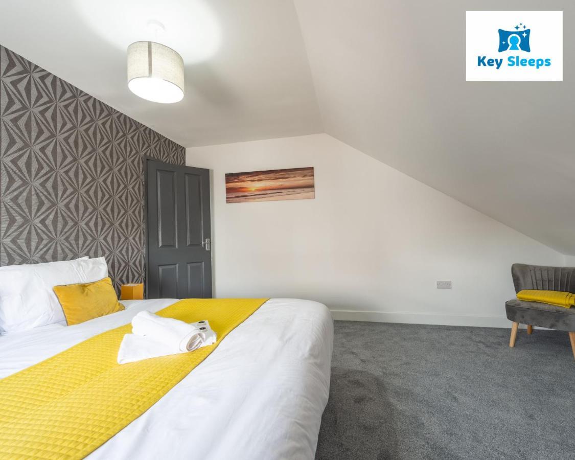 Five Bedroom Spacious Modern House By Keysleeps Short Lets Workington Lake District Beach Kültér fotó