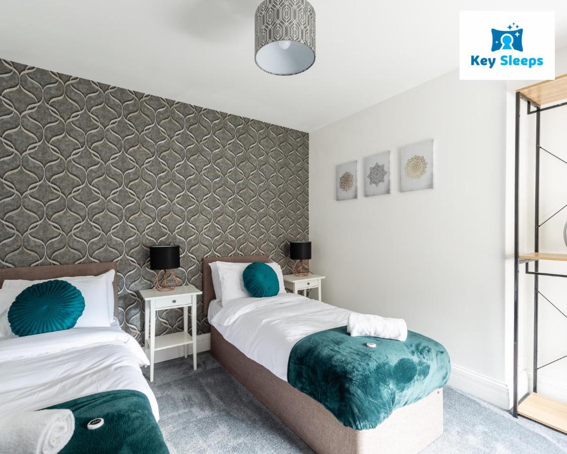 Five Bedroom Spacious Modern House By Keysleeps Short Lets Workington Lake District Beach Kültér fotó
