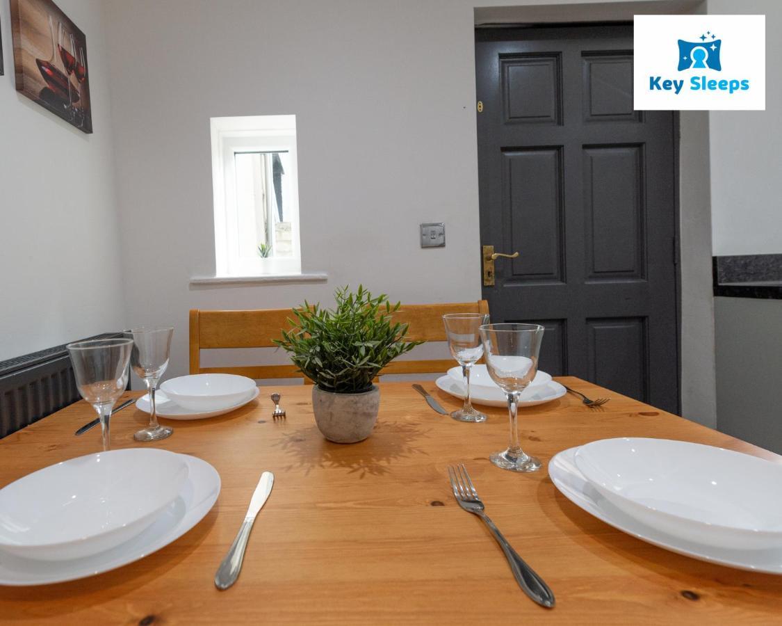Five Bedroom Spacious Modern House By Keysleeps Short Lets Workington Lake District Beach Kültér fotó